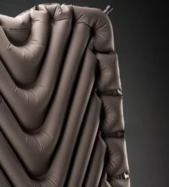 Matelas Klymit Static V Luxe 10 Matelas Klymit Static V Luxe -TrekAbri Boutique matelas gonflable klymit static v luxe 04
